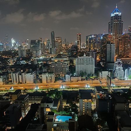 Affordable Serviced Apartments In Nana Omni Tower - Prime Sukhumvit Location בנגקוק מראה חיצוני תמונה