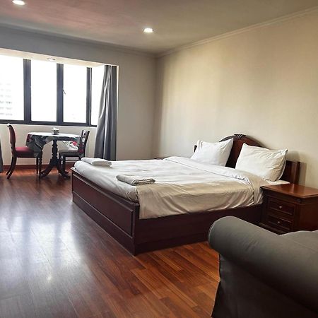 Affordable Serviced Apartments In Nana Omni Tower - Prime Sukhumvit Location בנגקוק מראה חיצוני תמונה
