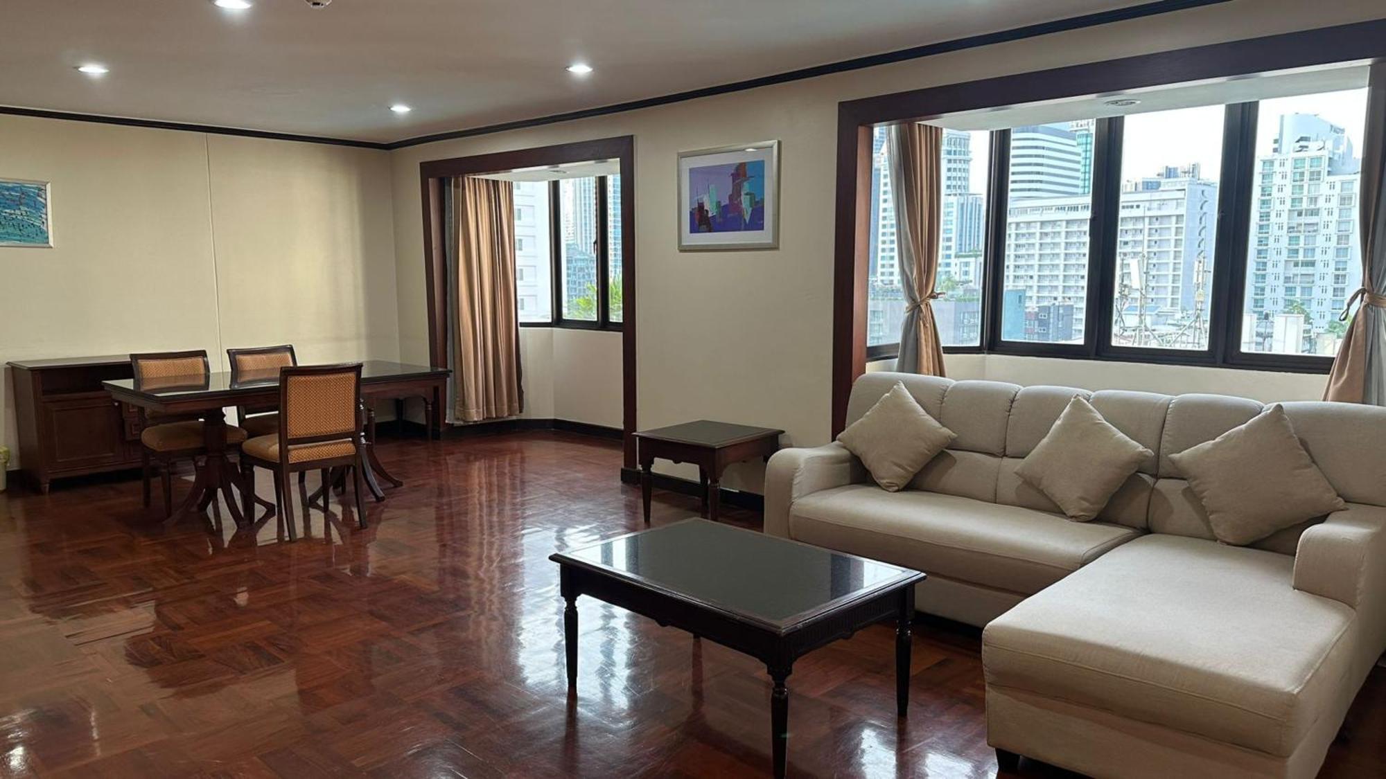 Affordable Serviced Apartments In Nana Omni Tower - Prime Sukhumvit Location בנגקוק מראה חיצוני תמונה