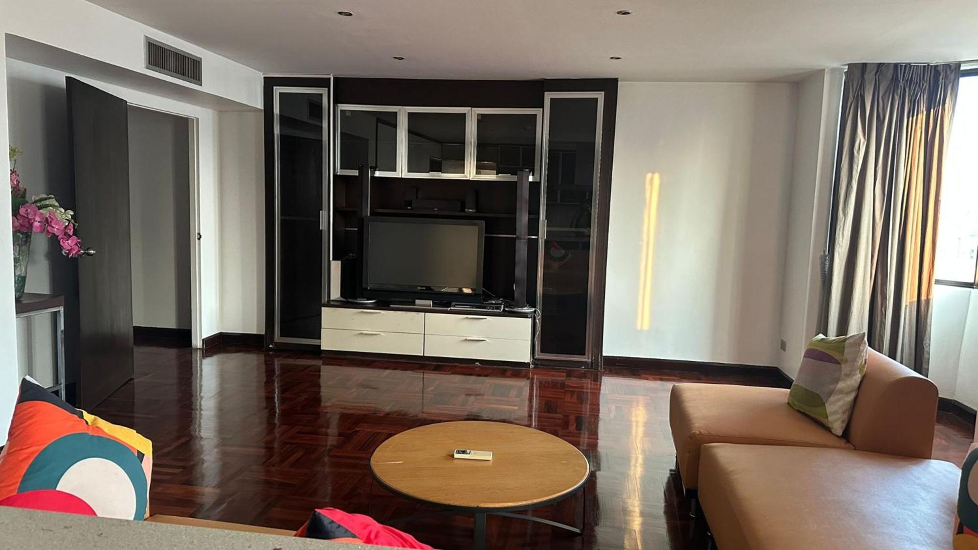 Affordable Serviced Apartments In Nana Omni Tower - Prime Sukhumvit Location בנגקוק מראה חיצוני תמונה