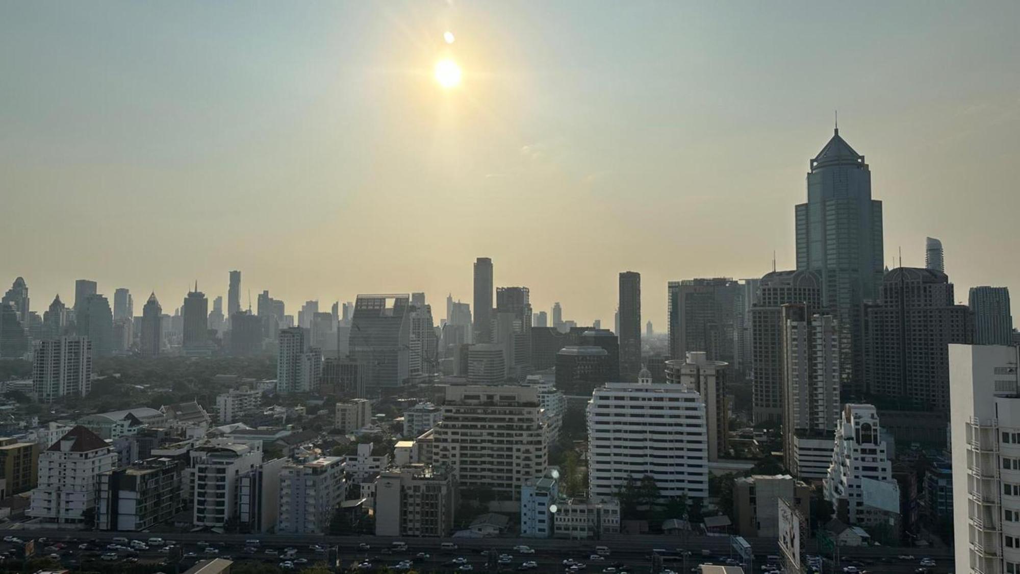 Affordable Serviced Apartments In Nana Omni Tower - Prime Sukhumvit Location בנגקוק מראה חיצוני תמונה