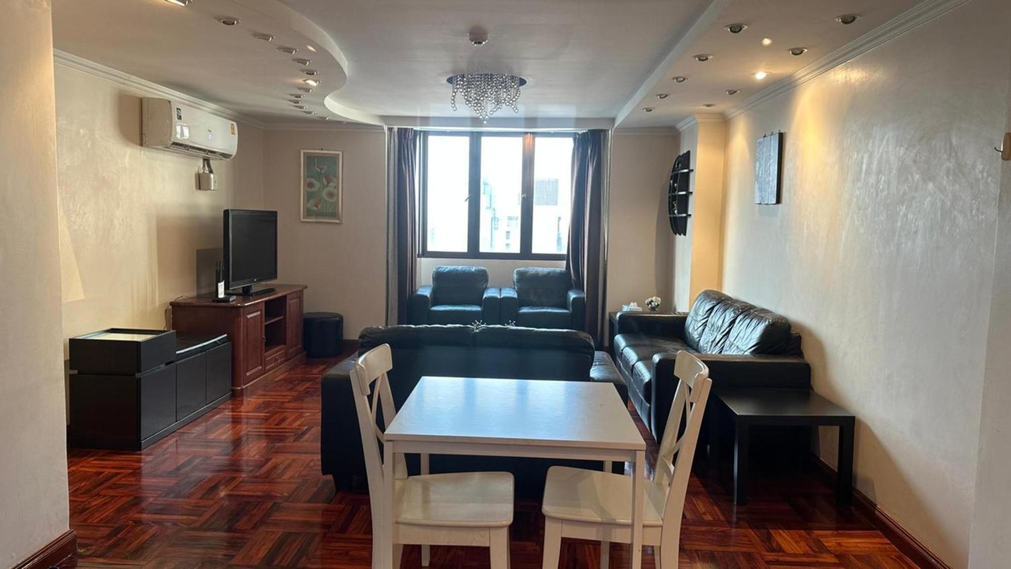 Affordable Serviced Apartments In Nana Omni Tower - Prime Sukhumvit Location בנגקוק מראה חיצוני תמונה