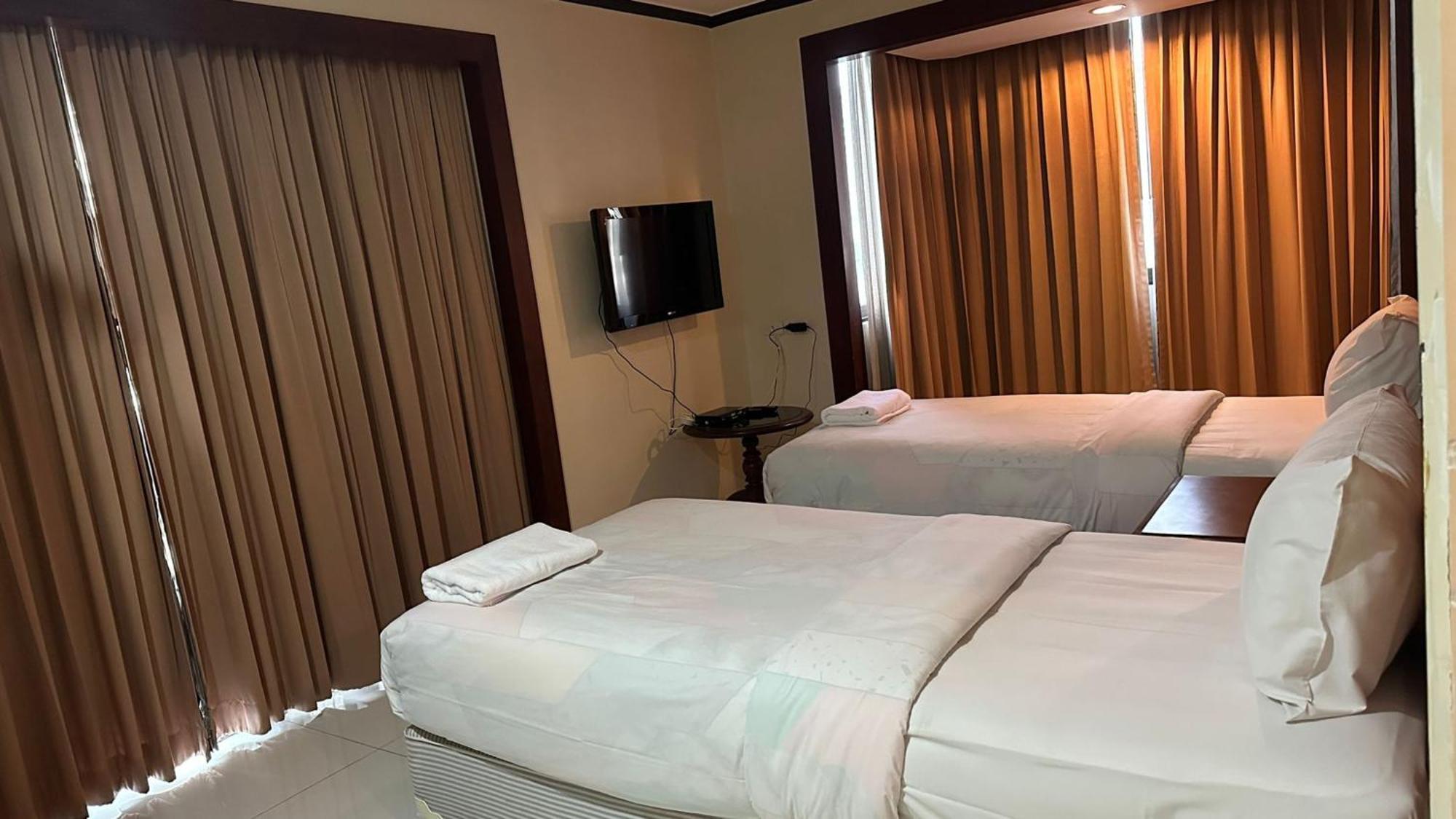 Affordable Serviced Apartments In Nana Omni Tower - Prime Sukhumvit Location בנגקוק מראה חיצוני תמונה