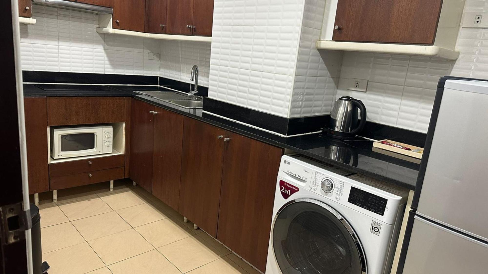Affordable Serviced Apartments In Nana Omni Tower - Prime Sukhumvit Location בנגקוק מראה חיצוני תמונה