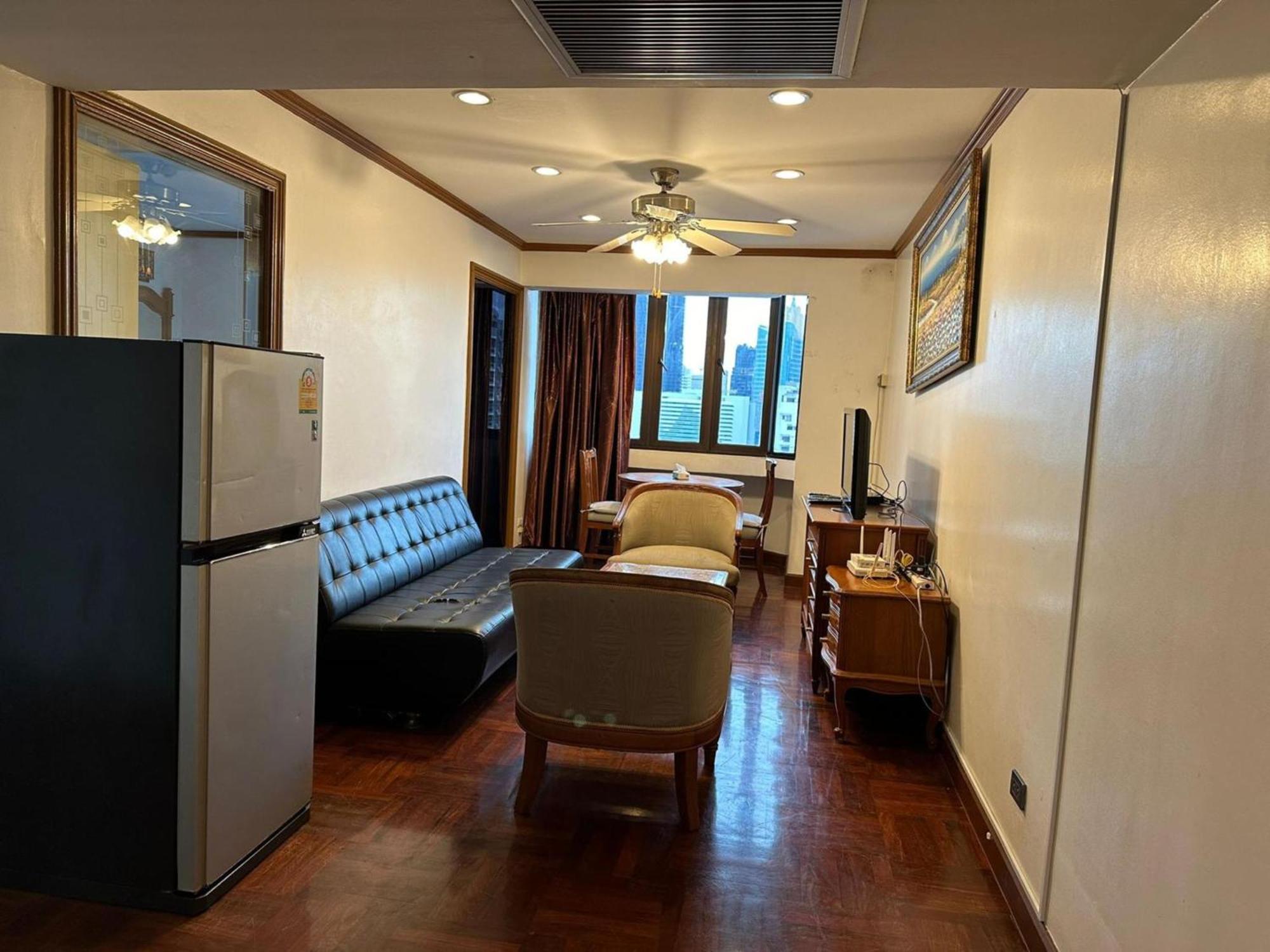 Affordable Serviced Apartments In Nana Omni Tower - Prime Sukhumvit Location בנגקוק מראה חיצוני תמונה